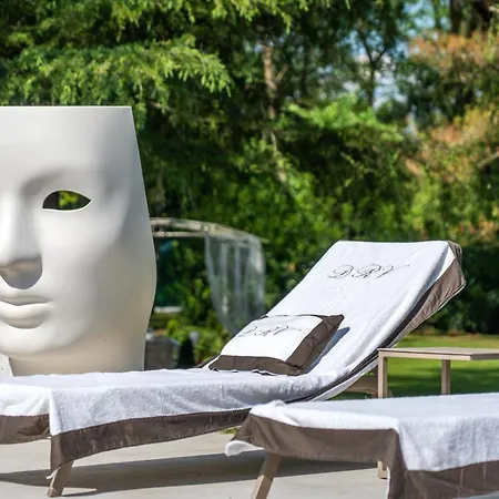 Vittoria - Lusso Con Piscina, Tennis, Jacuzzi E Palestra Villa