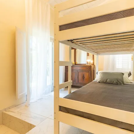 Vittoria - Lusso Con Piscina, Tennis, Jacuzzi E Palestra Lucca