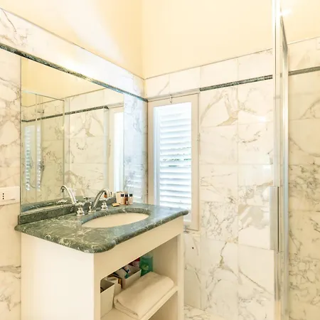 Vittoria - Lusso Con Piscina, Tennis, Jacuzzi E Palestra *