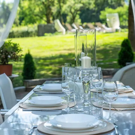 Vittoria - Lusso Con Piscina, Tennis, Jacuzzi E Palestra * Lucca