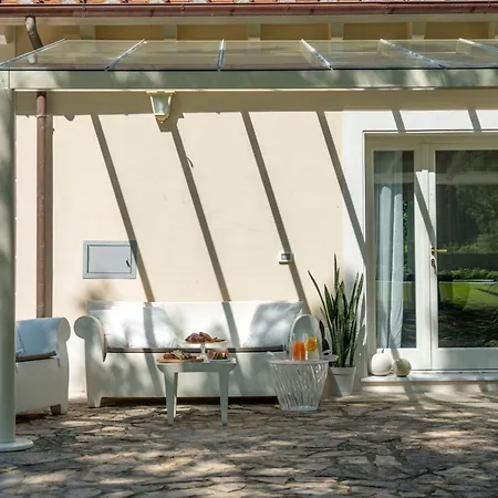Vittoria - Lusso Con Piscina, Tennis, Jacuzzi E Palestra *