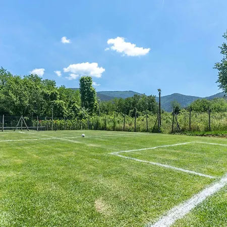 Vittoria - Lusso Con Piscina, Tennis, Jacuzzi E Palestra * Lucca