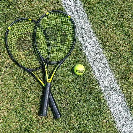 Vittoria - Lusso Con Piscina, Tennis, Jacuzzi E Palestra