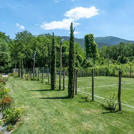 Vittoria - Lusso Con Piscina, Tennis, Jacuzzi E Palestra Lucca