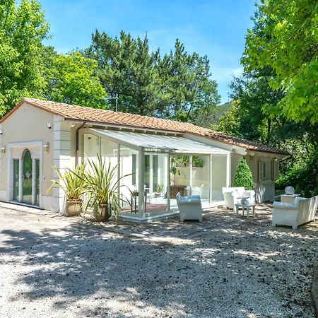Vittoria - Lusso Con Piscina, Tennis, Jacuzzi E Palestra Villa