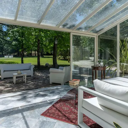 Vittoria - Lusso Con Piscina, Tennis, Jacuzzi E Palestra Lucca