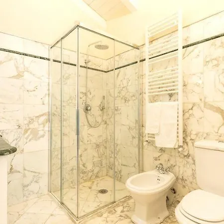 Vittoria ,tennis Court, Pool , Jacuzzi & Gym Villa *